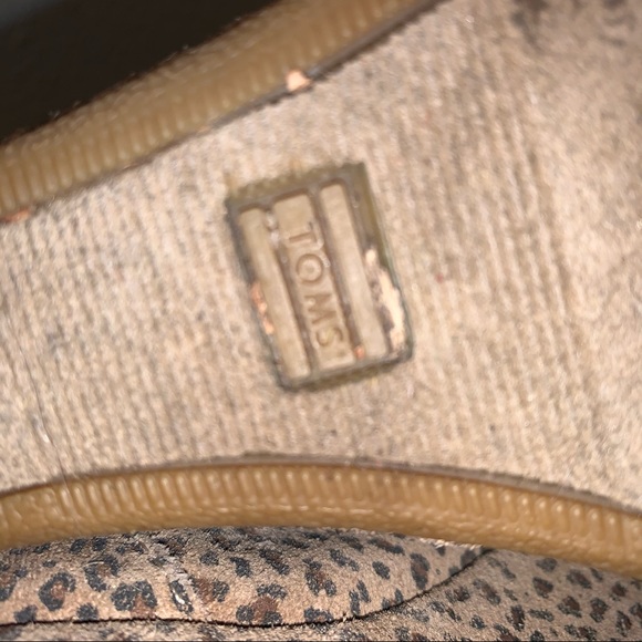 Toms 9.5W side zip cheetah print suede ankle boots - Picture 11 of 14